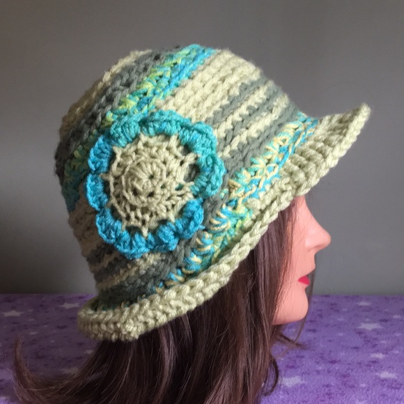 womens baseball hat Accessories - Crochet newsboy flower hat medium acrylic yarn soft